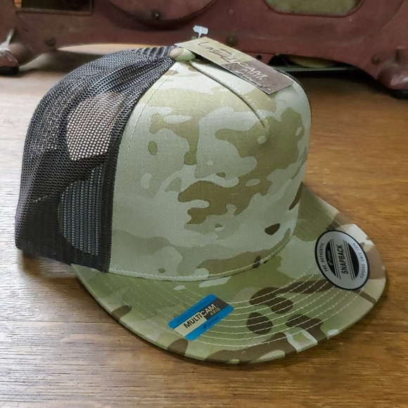 YUPOONG, NWT, MULTCAM, ARID, SNAPBACK, TRUCKER CAP - Picture 2 of 4